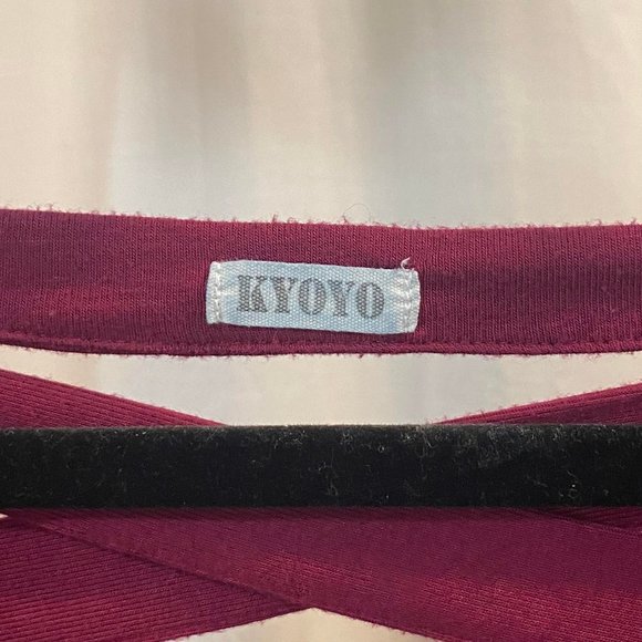 Kyoyo Long Sleeve Top with Criss-Cross Back - Picture 4 of 5